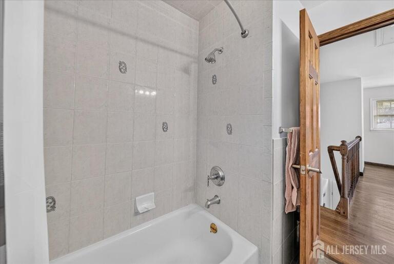 Photo 14 of 204 MARLIN Drive, Fords NJ 08863, Fords, NJ