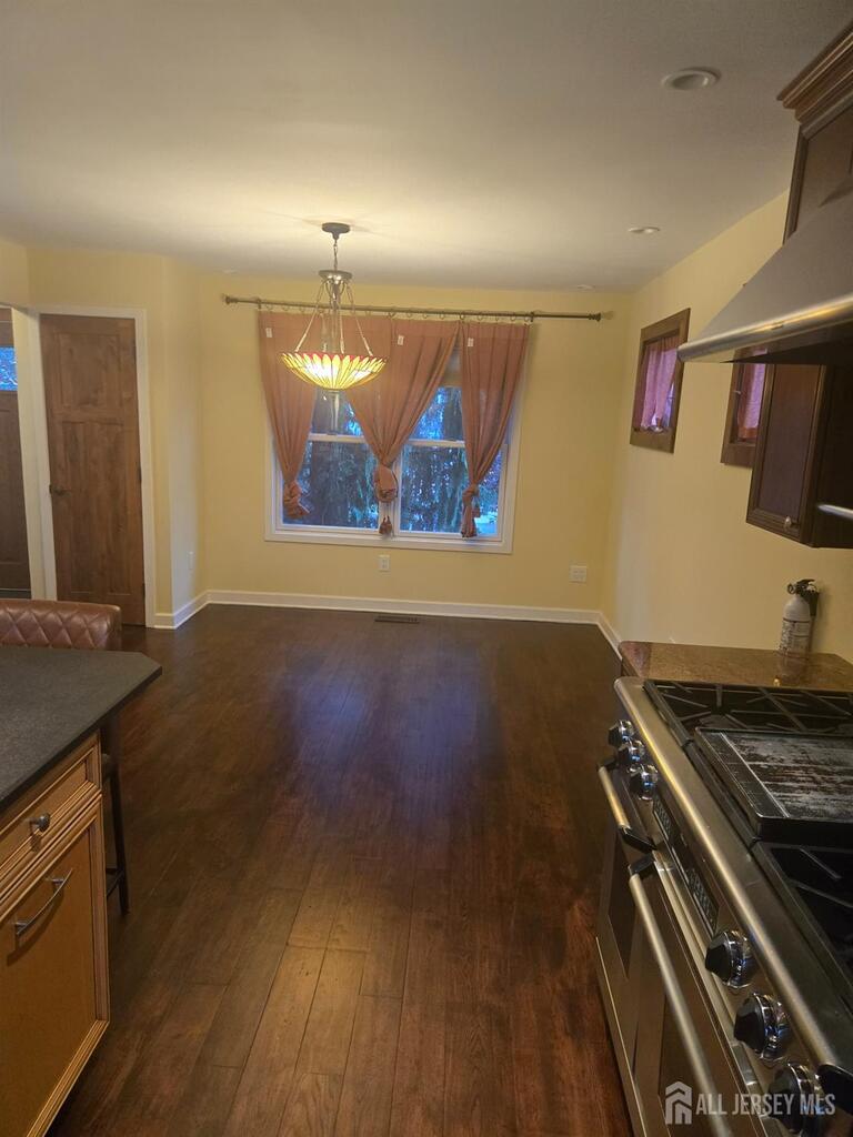 Photo 4 of 14 larch Street, Carteret NJ 07008, Carteret, NJ