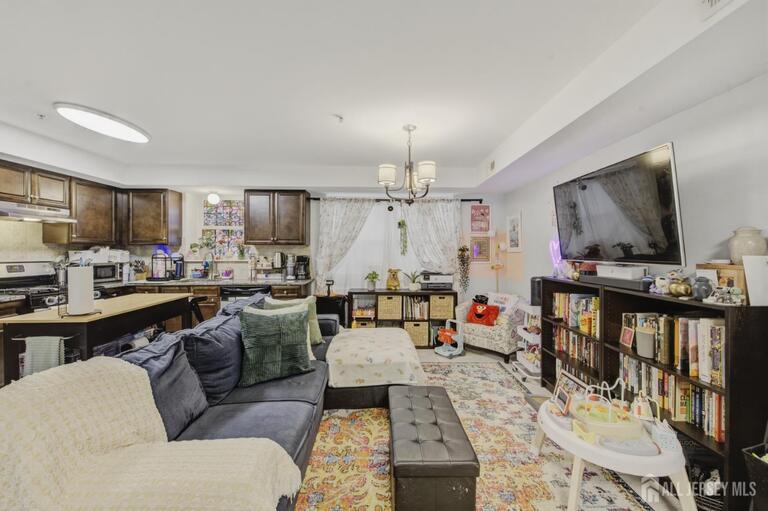 Photo 9 of 149 Bellair Place, Newark NJ 07104, Newark, NJ