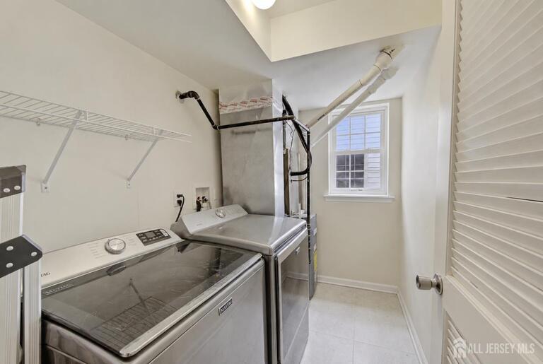 Photo 31 of 149 Bellair Place, Newark NJ 07104, Newark, NJ