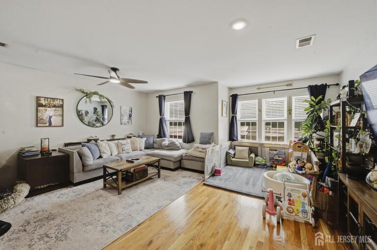 Photo 32 of 149 Bellair Place, Newark NJ 07104, Newark, NJ