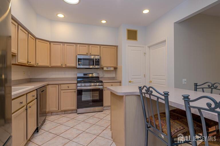 Photo 13 of 455 Bluebird Drive, Monroe NJ 08831, Monroe, NJ
