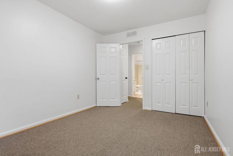 Photo 15 of 2704 Commons At Kingswood Drive, East Brunswick NJ 08816, East Brunswick, NJ