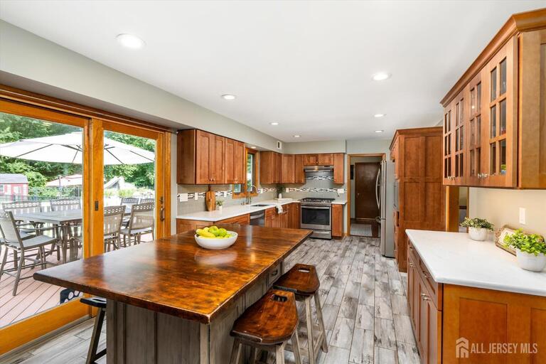 Photo 8 of 10 Timber Wolf Drive, Hamilton NJ 08620, Hamilton, NJ