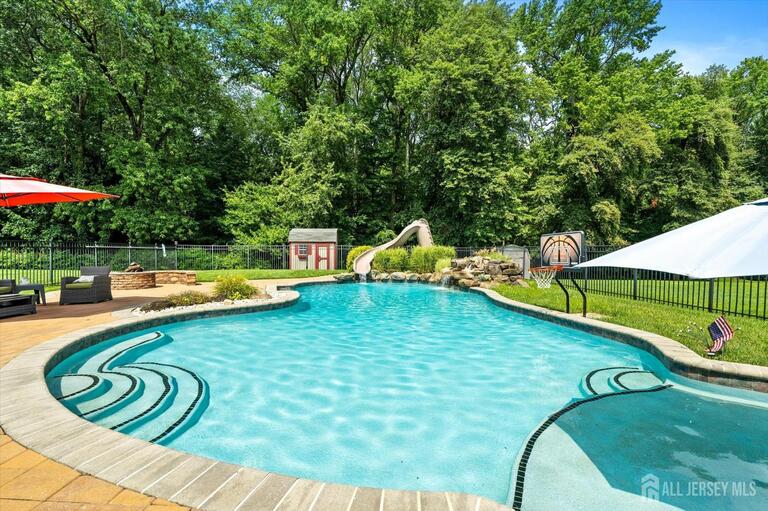 Photo 4 of 10 Timber Wolf Drive, Hamilton NJ 08620, Hamilton, NJ