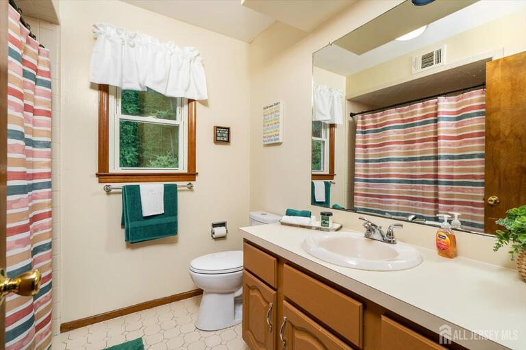 Photo 30 of 10 Timber Wolf Drive, Hamilton NJ 08620, Hamilton, NJ