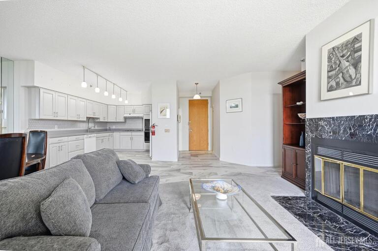 Photo 10 of 30 S ADELAIDE Avenue # 8J, Highland Park NJ 08904, Highland Park, NJ