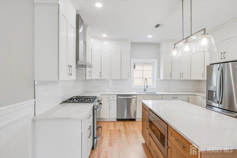 Photo 7 of 713 Inman Avenue, Colonia NJ 07067, Colonia, NJ