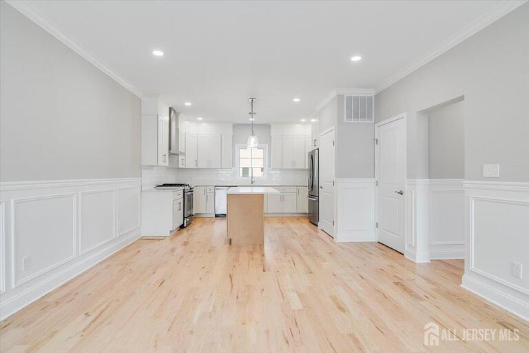 Photo 9 of 713 Inman Avenue, Colonia NJ 07067, Colonia, NJ