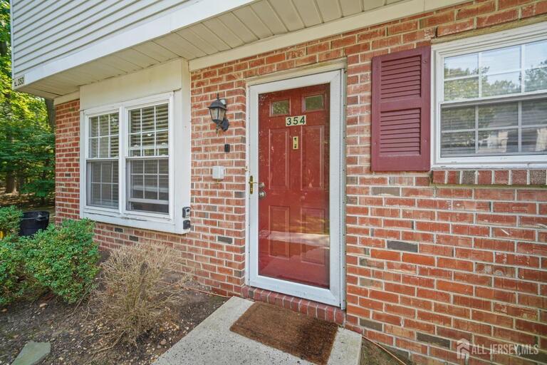 Photo 5 of 354 N McDowell Drive, East Brunswick NJ 08816, East Brunswick, NJ