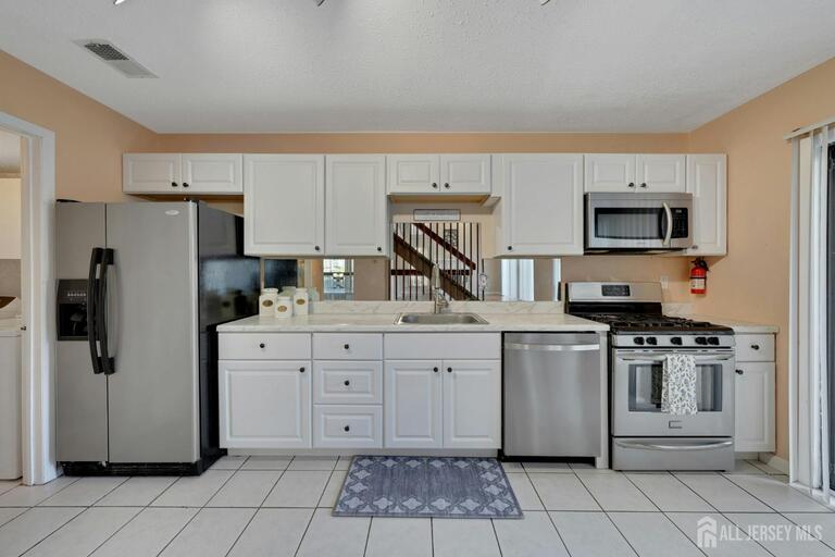 Photo 9 of 148 Linda Lane, Edison NJ 08820, Edison, NJ