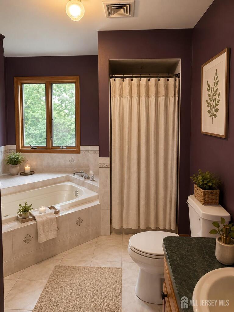 Photo 9 of 126 N Hill Road N, Colonia NJ 07067, Colonia, NJ