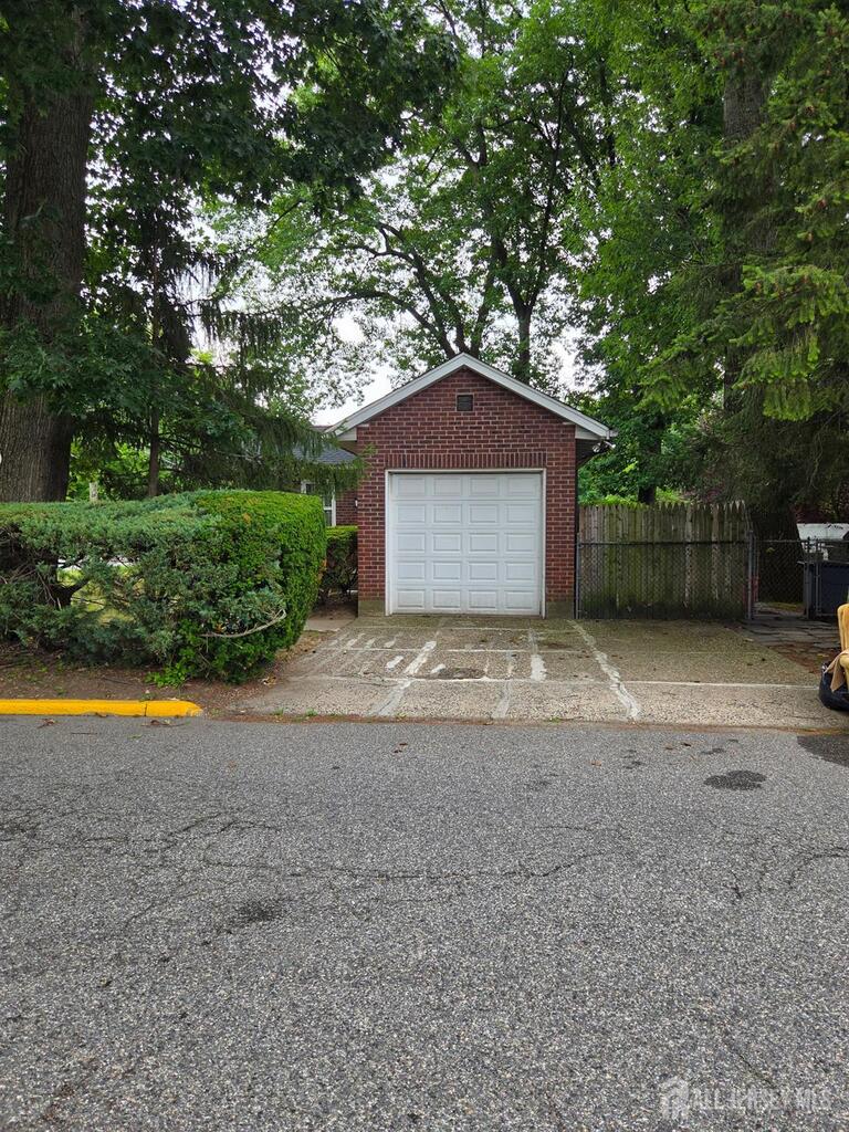Photo 5 of 168 E Spring Valley Avenue E, Maywood NJ 07607, Maywood, NJ