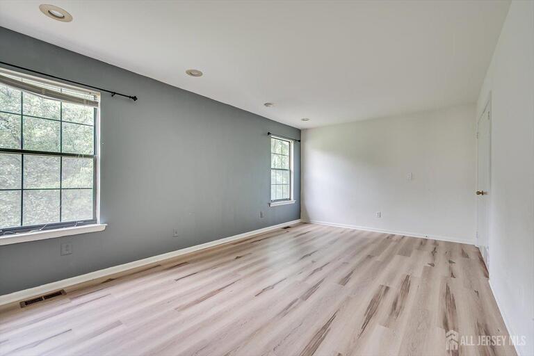 Photo 27 of 503 Timber Oaks Road, Edison NJ 08820, Edison, NJ