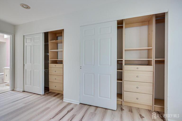 Photo 24 of 503 Timber Oaks Road, Edison NJ 08820, Edison, NJ