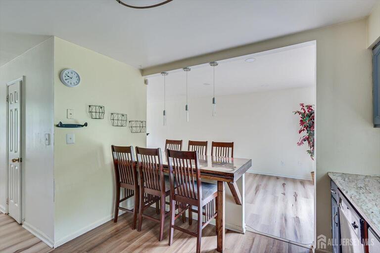 Photo 19 of 503 Timber Oaks Road, Edison NJ 08820, Edison, NJ