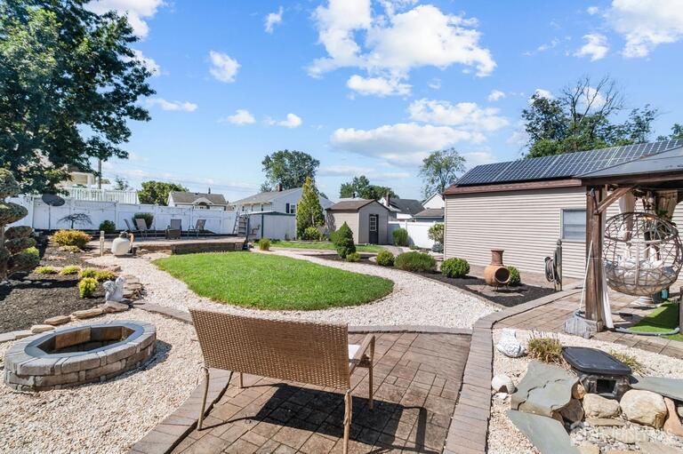 Photo 17 of 91 S Hill Road S, Colonia NJ 07067, Colonia, NJ