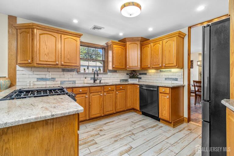 Photo 5 of 91 S Hill Road S, Colonia NJ 07067, Colonia, NJ