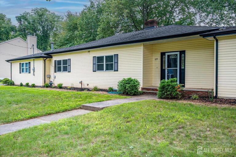 Photo 2 of 120 Codington Avenue, Franklin Twsp NJ 08873, Franklin Twsp, NJ