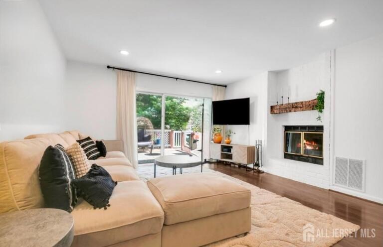 Photo 11 of 278 Penns Way, Bernards NJ 07920, Bernards, NJ
