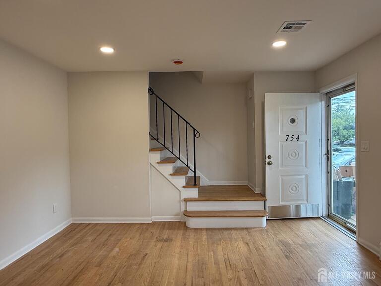 Photo 4 of 754 Walnut Street, Dunellen NJ 08812, Dunellen, NJ