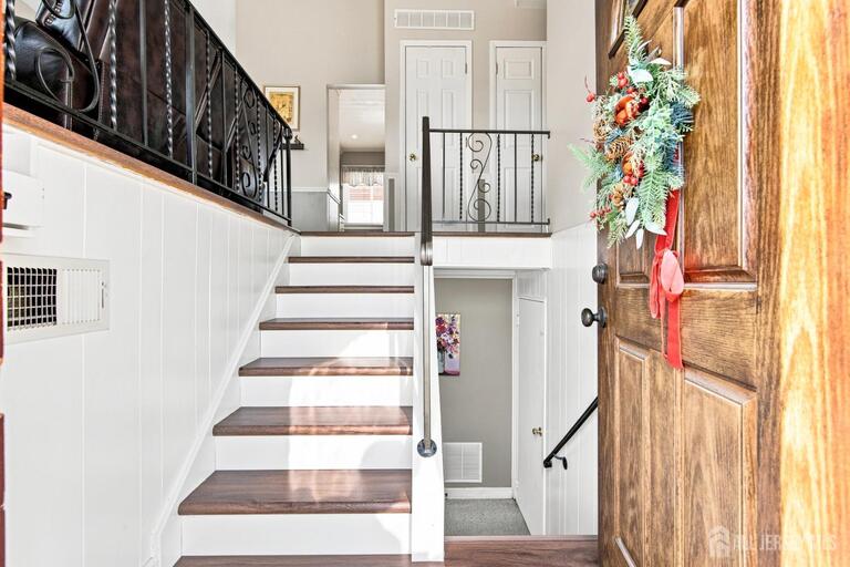 Photo 4 of 85 E Laurel Street, Carteret NJ 07008, Carteret, NJ
