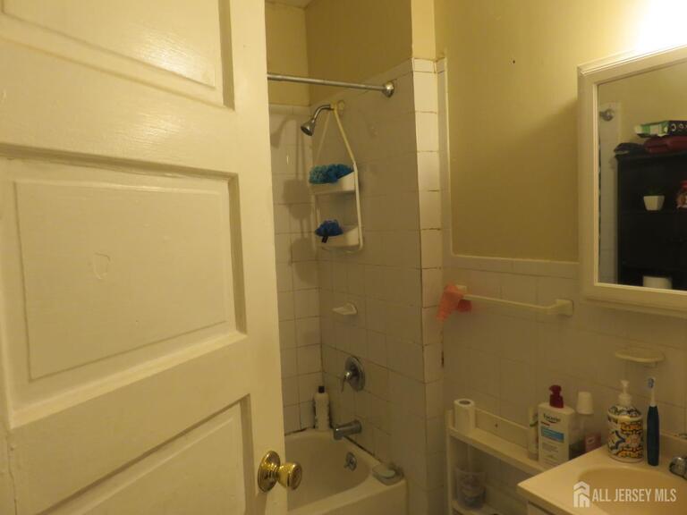 Photo 26 of 131-133 Patterson Street, Perth Amboy NJ 08861, Perth Amboy, NJ