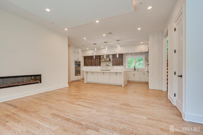 Photo 15 of 67 Falcon Road, Livingston NJ 07039, Livingston, NJ