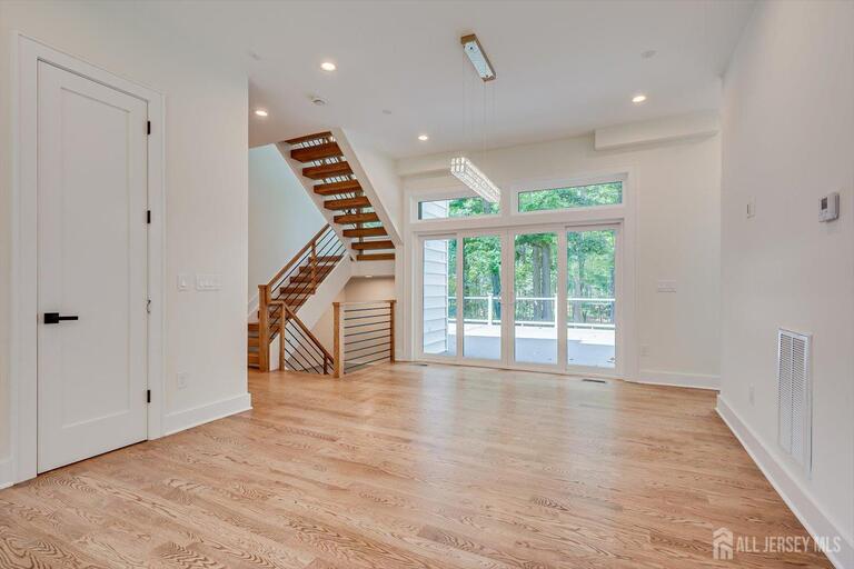 Photo 36 of 67 Falcon Road, Livingston NJ 07039, Livingston, NJ