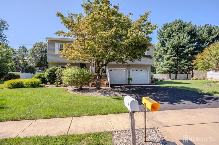 Photo 3 of 31 Pullman Loop, South Brunswick NJ 08810, South Brunswick, NJ