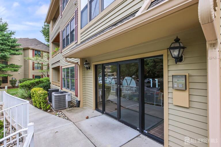 Photo 1 of 1108 Stoneridge Circle, Helmetta NJ 08828, Helmetta, NJ
