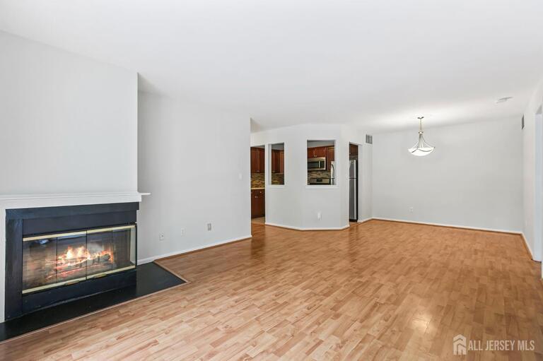 Photo 5 of 1108 Stoneridge Circle, Helmetta NJ 08828, Helmetta, NJ