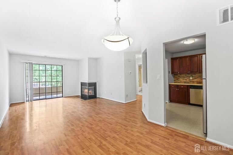Photo 9 of 1108 Stoneridge Circle, Helmetta NJ 08828, Helmetta, NJ
