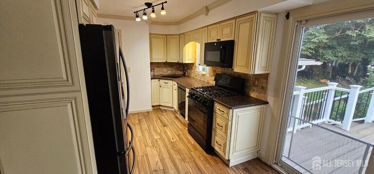 Photo 6 of 10 Columbia Place, Parlin NJ 08859, Parlin, NJ