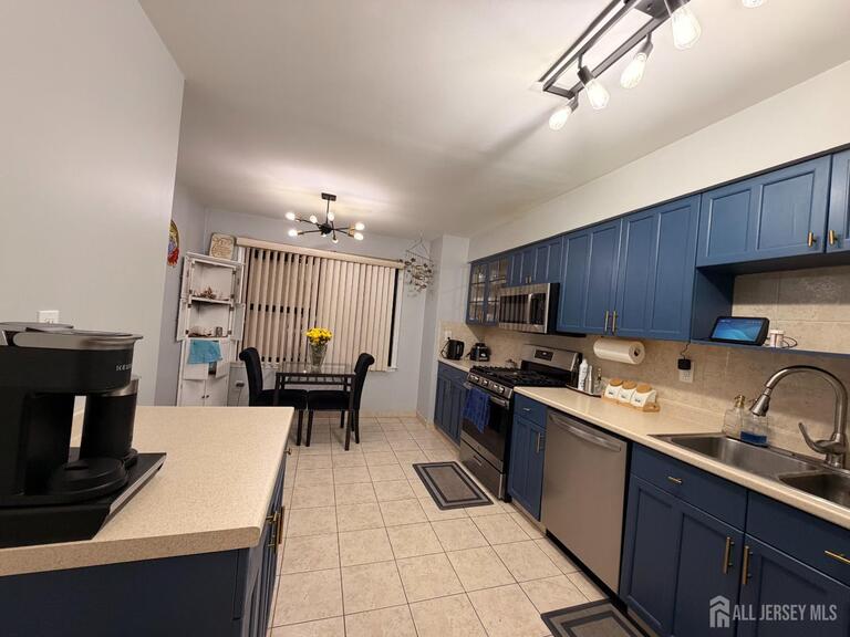 Photo 8 of 130 Highview Drive, Woodbridge Proper NJ 07095, Woodbridge Proper, NJ