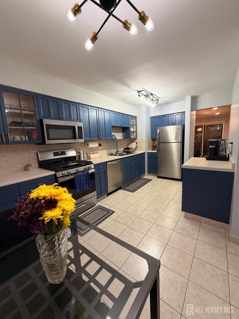Photo 9 of 130 Highview Drive, Woodbridge Proper NJ 07095, Woodbridge Proper, NJ