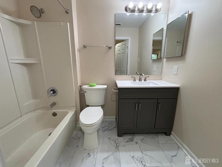 Photo 14 of 215 Aspen Drive, Plainsboro NJ 08536, Plainsboro, NJ