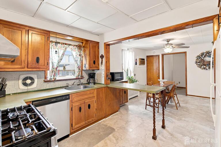 Photo 14 of 393 Prospect Street, South Amboy NJ 08879, South Amboy, NJ