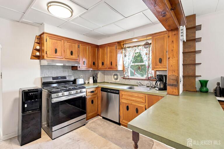 Photo 13 of 393 Prospect Street, South Amboy NJ 08879, South Amboy, NJ
