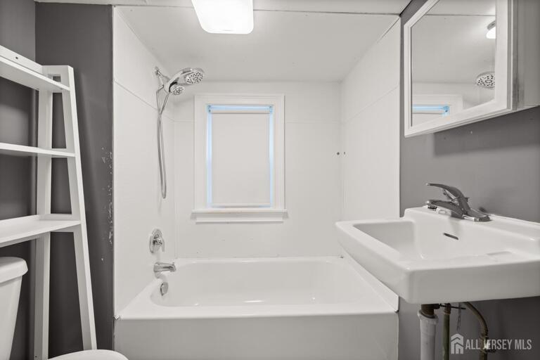 Photo 12 of 36-38 W Somerset Street, Raritan NJ 08869, Raritan, NJ