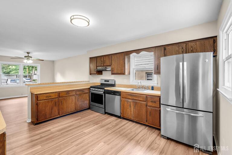 Photo 12 of 14 Dayton Avenue, Middlesex NJ 08846, Middlesex, NJ