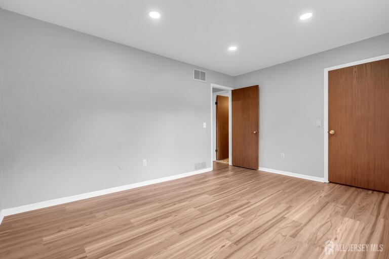 Photo 18 of 14 Dayton Avenue, Middlesex NJ 08846, Middlesex, NJ