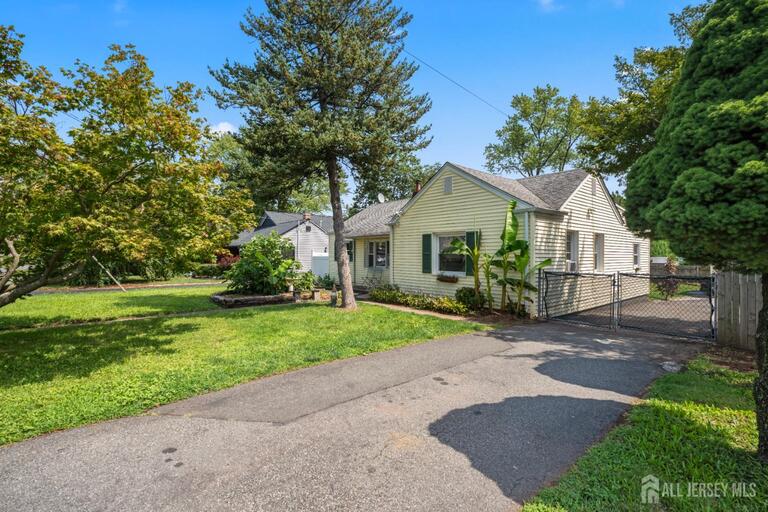 Photo 31 of 30 Runyon Avenue, Edison NJ 08817, Edison, NJ