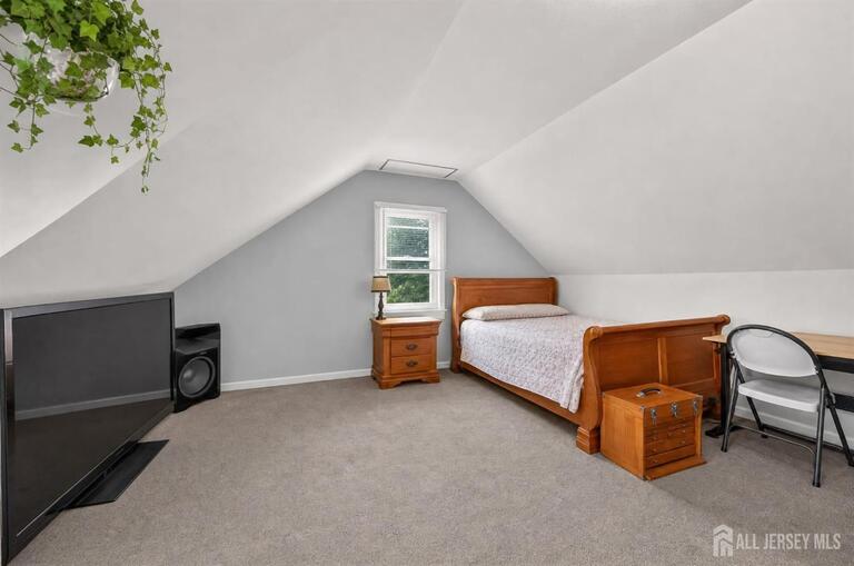 Photo 17 of 58 Hillcrest Avenue, Edison NJ 08817, Edison, NJ