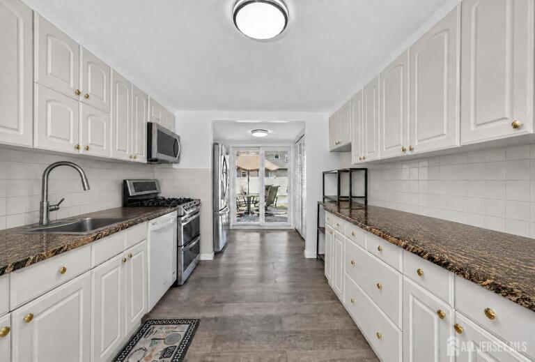 Photo 6 of 58 Hillcrest Avenue, Edison NJ 08817, Edison, NJ