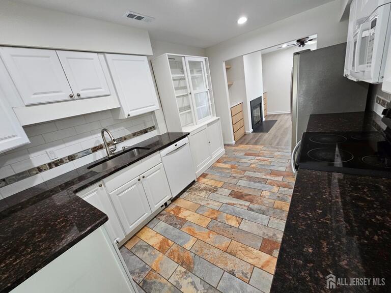 Photo 8 of 50 Thoreau Drive, Plainsboro NJ 08536, Plainsboro, NJ