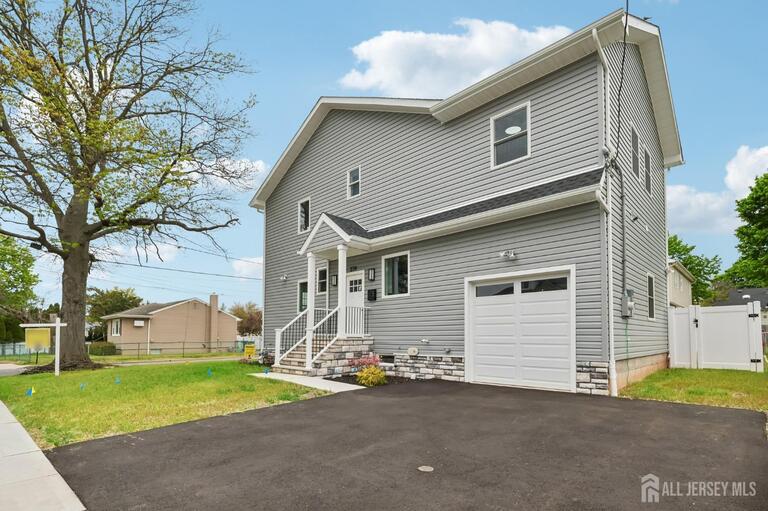 Photo 5 of 239 Suttons Lane, Edison NJ 08817, Edison, NJ