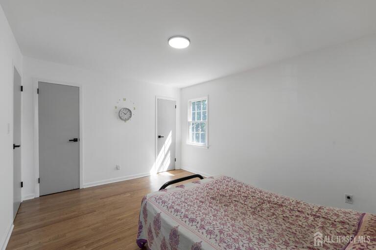 Photo 15 of 33 Larchmont Road, Edison NJ 08837, Edison, NJ