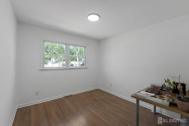 Photo 16 of 33 Larchmont Road, Edison NJ 08837, Edison, NJ