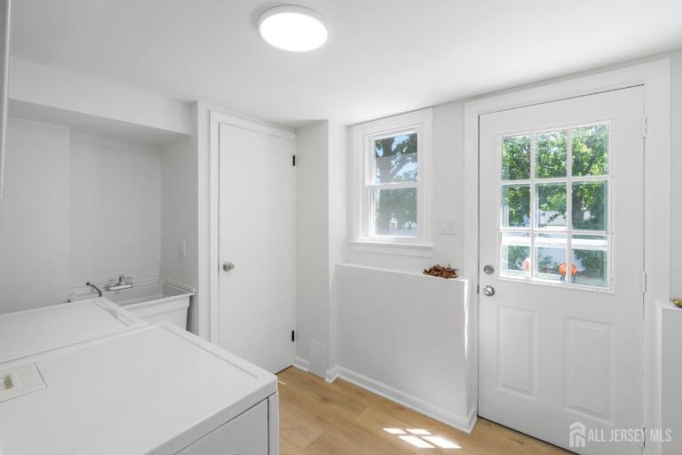 Photo 12 of 33 Larchmont Road, Edison NJ 08837, Edison, NJ